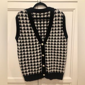 BLENCOT Black and White Sweater Vest